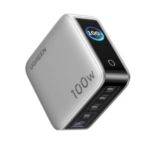 UGREEN X773 100W GaN fali töltő kijelzővel, szürke kivitelben